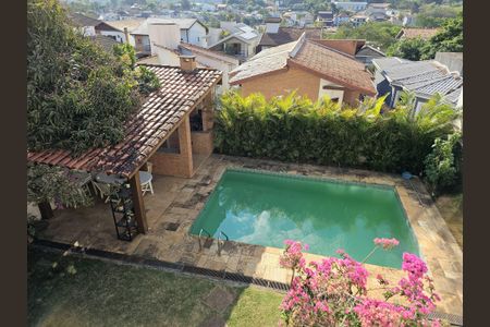 Casa à venda com 300m², 3 quartos e 1 vaga Casa à venda com 300m², 3 quartos e 1 vagaQuintal