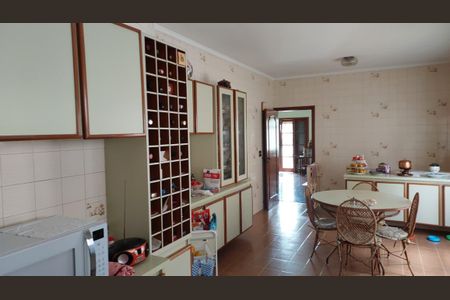 Casa à venda com 300m², 3 quartos e 1 vaga Casa à venda com 300m², 3 quartos e 1 vagaCozinha