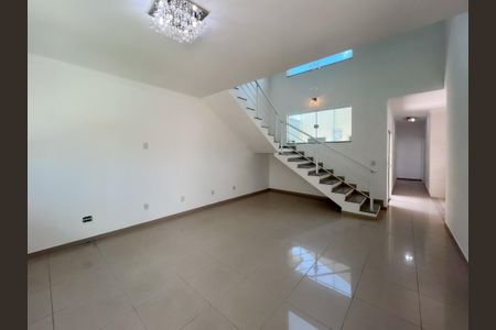 Casa para alugar com 100m², 4 quartos e 2 vagas