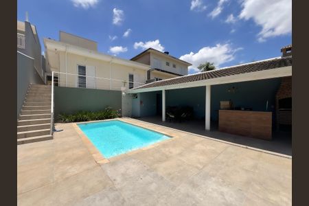 Casa para alugar com 100m², 4 quartos e 2 vagas