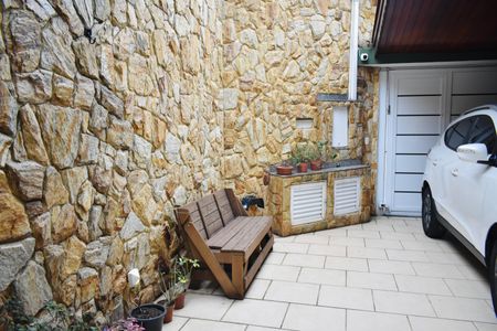 Casa à venda com 132m², 3 quartos e 2 vagas Casa à venda com 132m², 3 quartos e 2 vagasHall de Entrada