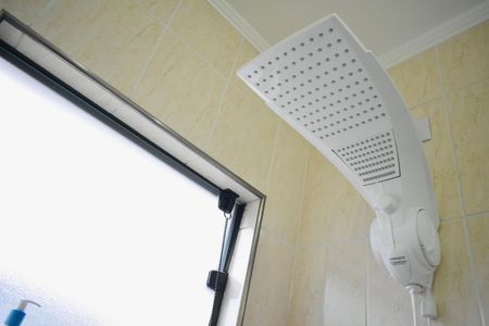 Casa à venda com 132m², 3 quartos e 2 vagas Casa à venda com 132m², 3 quartos e 2 vagasBanheiro Social