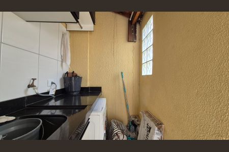 Apartamento à venda com 156m², 2 quartos e 2 vagasLavanderia