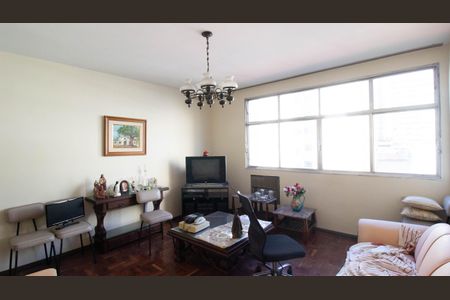 Apartamento à venda com 142m², 3 quartos e 1 vagaSala