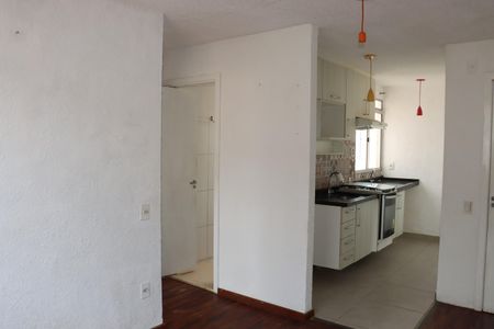 Sala de apartamento para alugar com 2 quartos, 38m² em Centreville, Cotia