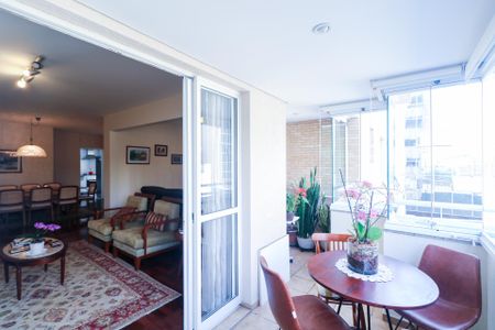 Apartamento à venda com 154m², 3 quartos e 3 vagasVaranda da Sala