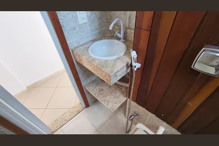 Apartamento à venda com 48m², 2 quartos e 1 vaga Apartamento à venda com 48m², 2 quartos e 1 vagaBanheiro