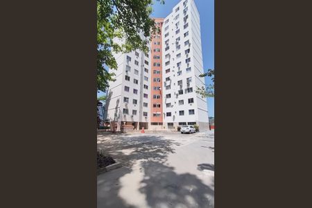 Apartamento à venda com 48m², 2 quartos e 1 vaga Apartamento à venda com 48m², 2 quartos e 1 vagaFachada