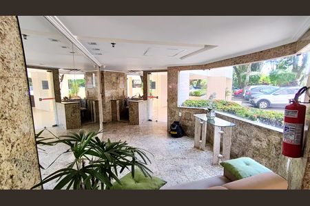 Apartamento à venda com 48m², 2 quartos e 1 vaga Apartamento à venda com 48m², 2 quartos e 1 vagaHall de Entrada