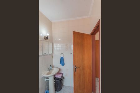 Casa à venda com 250m², 4 quartos e 4 vagasBanheiro da Suíte 2