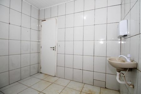 Casa para alugar com 150m², 3 quartos e 3 vagasBanheiro 2