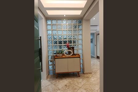 Apartamento à venda com 140m², 3 quartos e 2 vagasHall