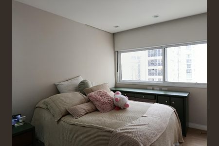 Apartamento à venda com 140m², 3 quartos e 2 vagasQuarto 2