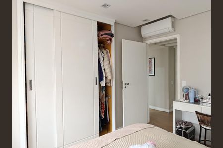 Apartamento à venda com 140m², 3 quartos e 2 vagasQuarto 2