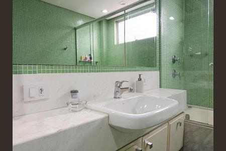 Apartamento à venda com 140m², 3 quartos e 2 vagasBanheiro da Suíte