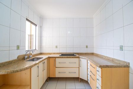 Cozinha de apartamento para alugar com 3 quartos, 150m² em Nova Petrópolis, São Bernardo do Campo