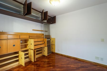 Apartamento à venda com 115m², 3 quartos e 3 vagasSuíte