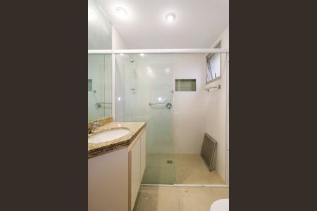 Apartamento à venda com 115m², 3 quartos e 3 vagasBanheiro da Suíte