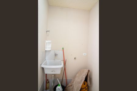 Casa à venda com 550m², 4 quartos e 8 vagas Casa à venda com 550m², 4 quartos e 8 vagasÁrea de Serviço