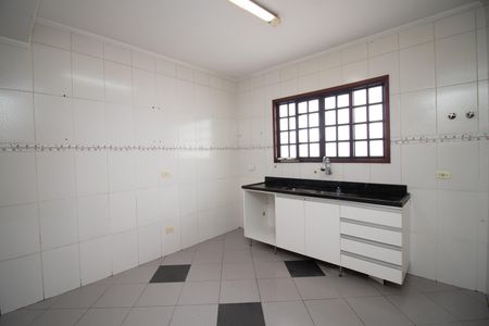 Casa à venda com 550m², 4 quartos e 8 vagas Casa à venda com 550m², 4 quartos e 8 vagasCozinha