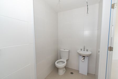 Banheiro de kitnet/studio à venda com 1 quarto, 24m² em Vila Mariana, São Paulo