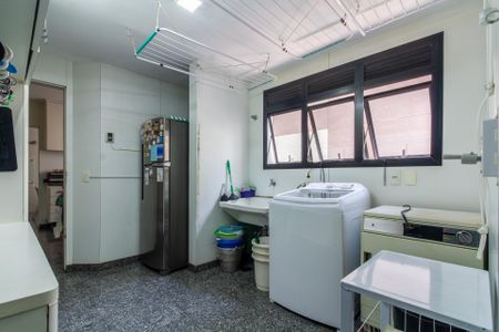 Apartamento à venda com 229m², 4 quartos e 3 vagasÁrea de Serviço