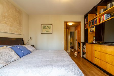 Apartamento à venda com 229m², 4 quartos e 3 vagasQuarto 4