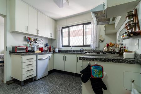 Cozinha de apartamento à venda com 4 quartos, 229m² em Brooklin, São Paulo