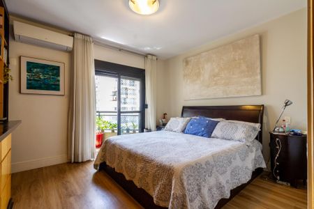 Apartamento à venda com 229m², 4 quartos e 3 vagasQuarto 4