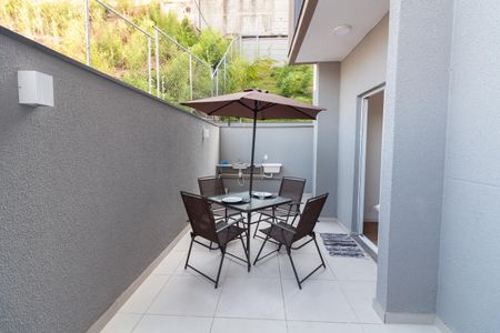 Apartamento para alugar com 51m², 2 quartos e sem vagaÁrea de Serviço