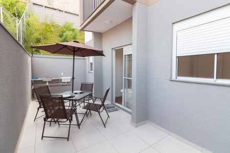 Apartamento para alugar com 51m², 2 quartos e sem vagaÁrea de Serviço