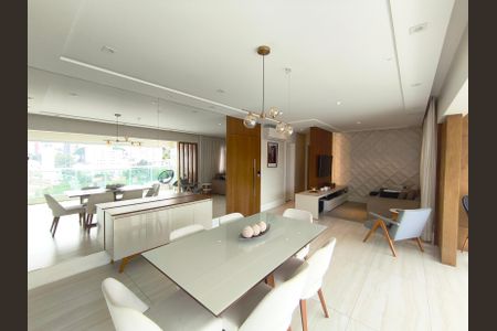 Apartamento à venda com 156m², 3 quartos e 3 vagasSala