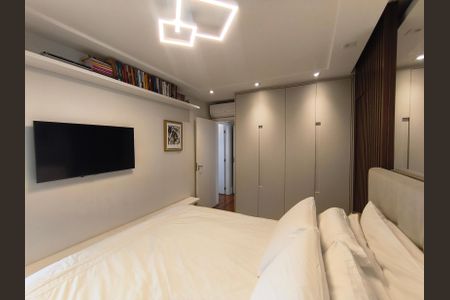 Apartamento à venda com 156m², 3 quartos e 3 vagasQuarto