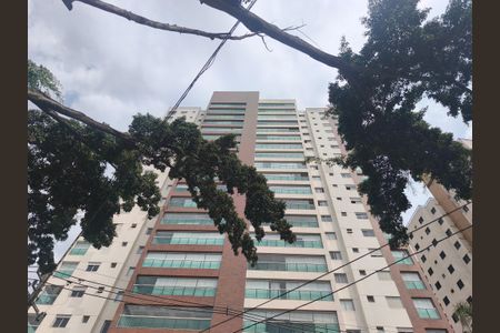 Apartamento à venda com 156m², 3 quartos e 3 vagasFachada