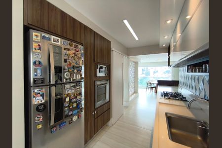 Apartamento à venda com 156m², 3 quartos e 3 vagasCozinha