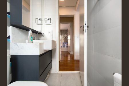 Apartamento à venda com 156m², 3 quartos e 3 vagasBanheiro da Suíte 1