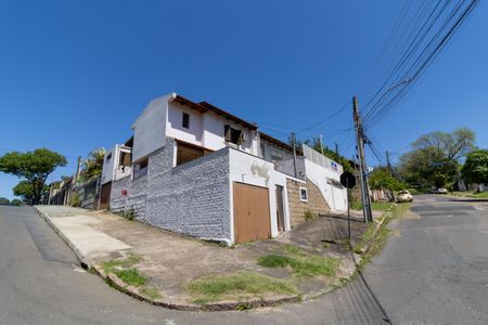 Casa à venda com 92m², 4 quartos e 2 vagasFachada