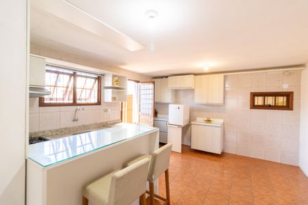 Casa à venda com 92m², 4 quartos e 2 vagasCozinha