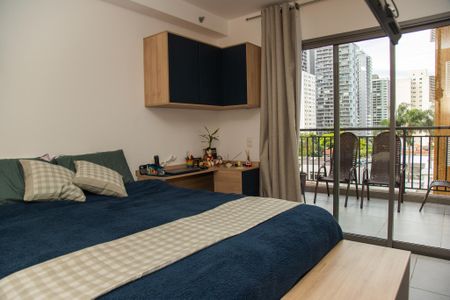 Studio de kitnet/studio para alugar com 1 quarto, 50m² em Santo Amaro, São Paulo