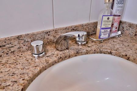 Apartamento à venda com 89m², 3 quartos e 2 vagasBanheiro da Suíte