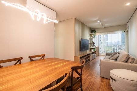 Sala de apartamento à venda com 3 quartos, 70m² em Alphaville Empresarial, Barueri