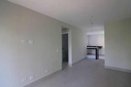 Apartamento à venda com 69m², 2 quartos e 2 vagasSala