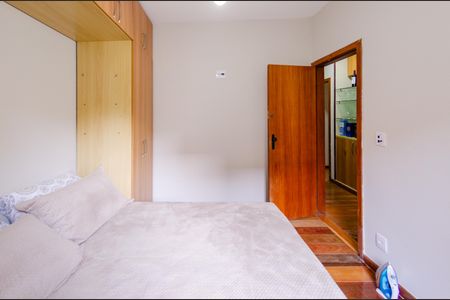 Apartamento à venda com 105m², 3 quartos e 2 vagasQuarto 2