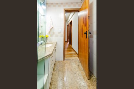 Apartamento à venda com 105m², 3 quartos e 2 vagasBanheiro