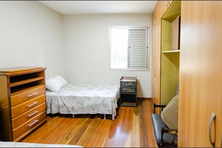 Quarto 1 de apartamento à venda com 3 quartos, 105m² em Buritis, Belo Horizonte