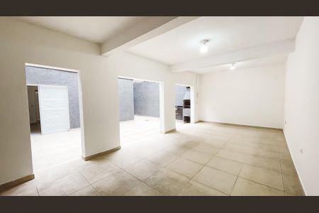 Casa à venda com 300m², 5 quartos e 3 vagasChurrasqueira