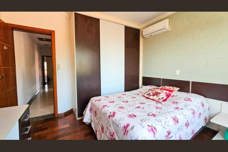 Casa à venda com 165m², 4 quartos e 3 vagasQuarto 2