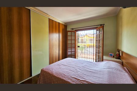 Casa à venda com 165m², 4 quartos e 3 vagasSuíte