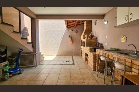 Casa à venda com 165m², 4 quartos e 3 vagasÁrea de Serviço