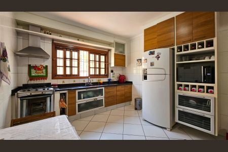 Casa à venda com 165m², 4 quartos e 3 vagasCozinha